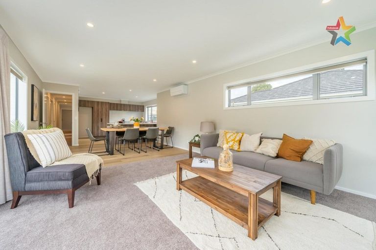 Photo of property in 7 Ford Road, Manor Park, Lower Hutt, 5019