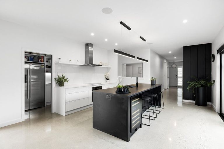 Photo of property in 15 Saint Thomas Avenue, Pyes Pa, Tauranga, 3112