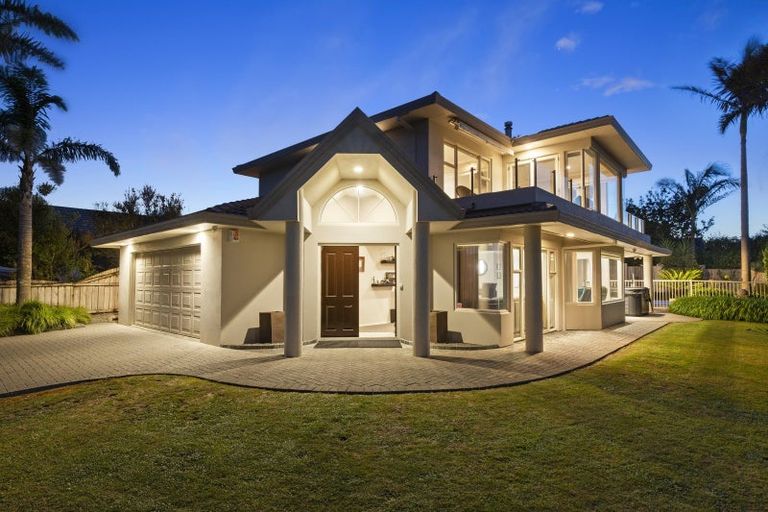 Photo of property in 6 Girdhar Place, Pukekohe, 2120