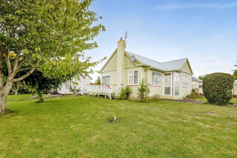 Photo of property in 2 Achilles Street, Stratford, 4332