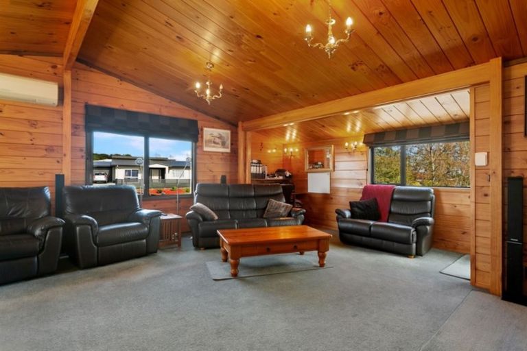 Photo of property in 16 Victoria Street, Richmond Heights, Taupo, 3330