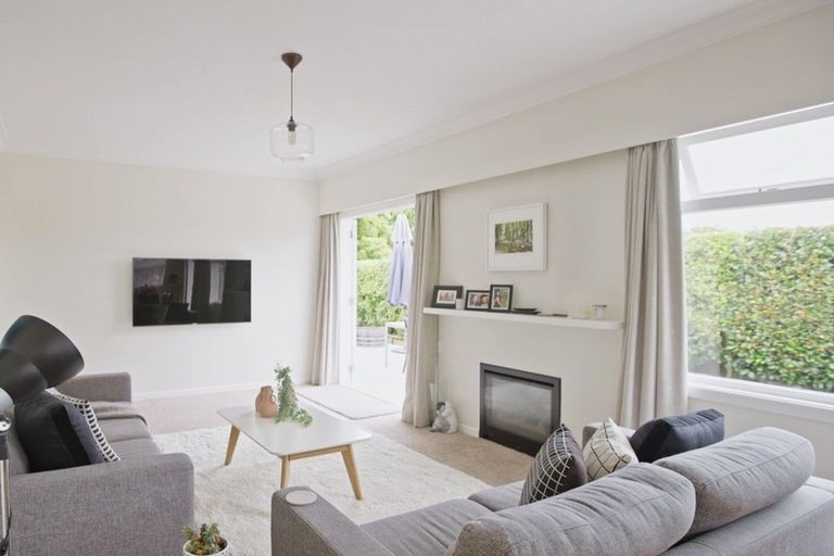 Photo of property in 14 Leybourne Avenue, Waikanae, 5036