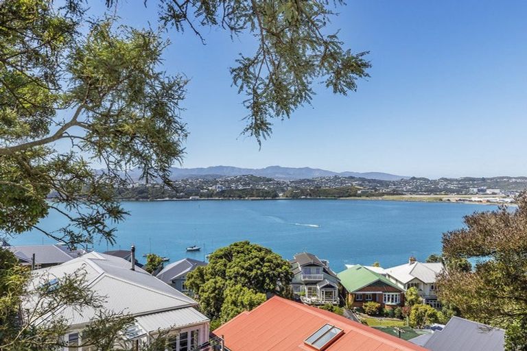 Photo of property in 28 Belvedere Road, Hataitai, Wellington, 6021