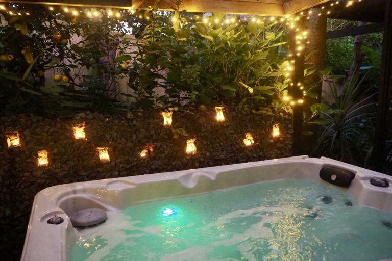 Photo of property in 9 Langley Place, Raglan, 3225