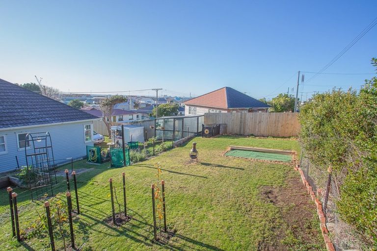 Photo of property in 14 Doyle Street, Bluff, 9814