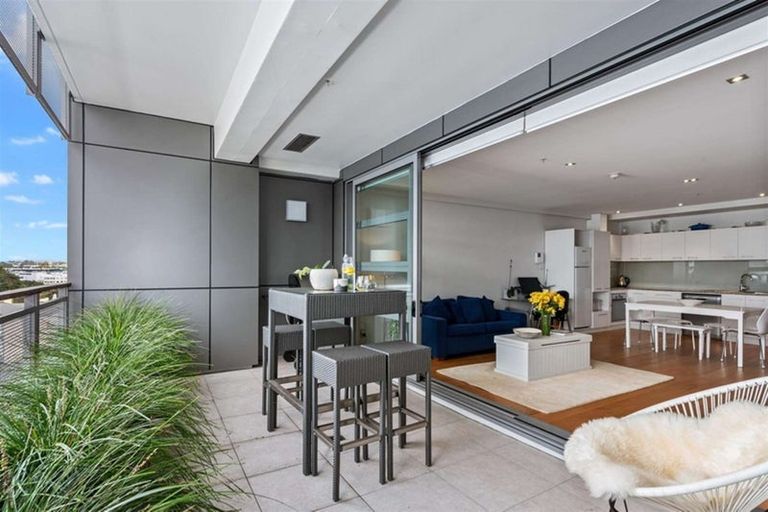 Photo of property in Maison Apartments, 204/16 Huron Street, Takapuna, Auckland, 0622
