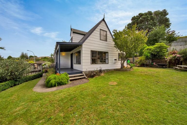 Photo of property in 6 Warkworth Grove, Bell Block, New Plymouth, 4312