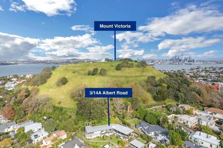 Photo of property in 3/14a Albert Road, Devonport, Auckland, 0624