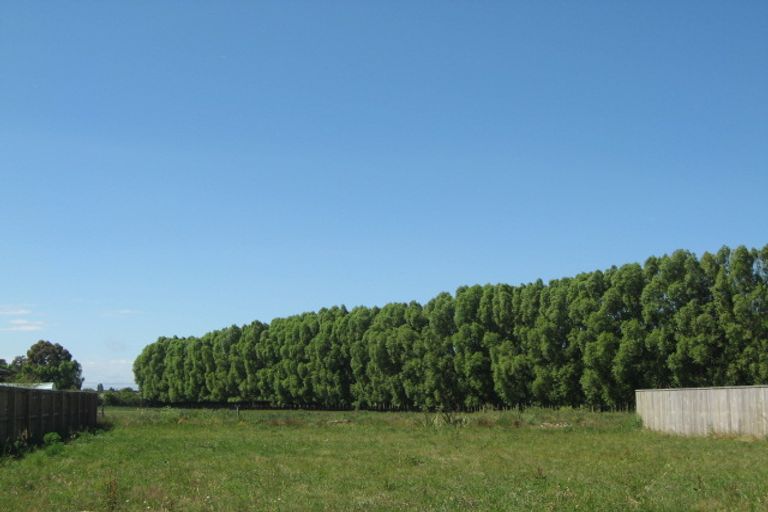 Photo of property in 23 Holbrook Way, Westmorland, Christchurch, 8025