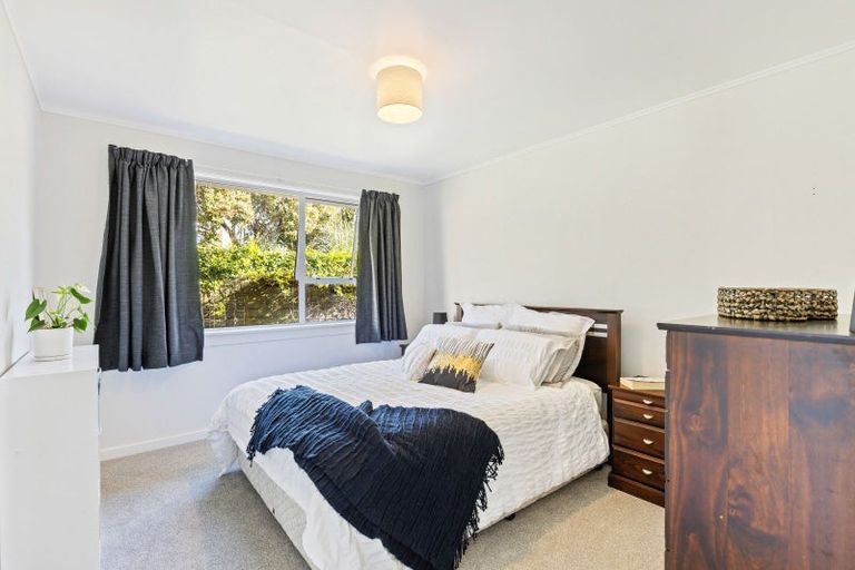 Photo of property in 5 Browne Street, Waitara, 4320