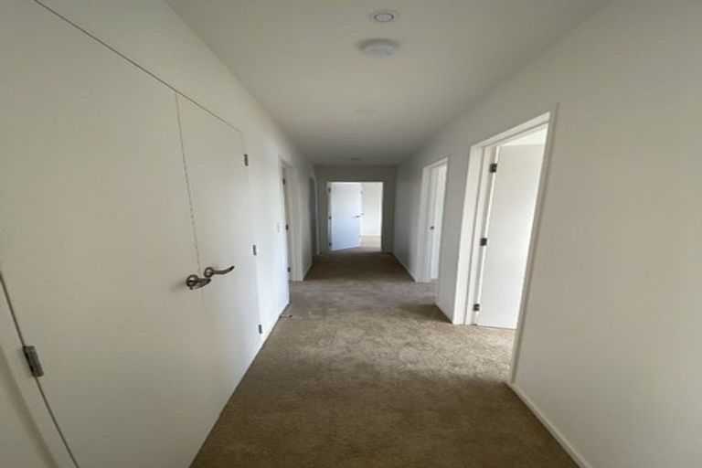 Photo of property in 6a Geordie Street, Henderson, Auckland, 0612