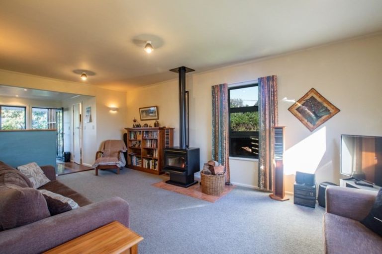 Photo of property in 24 Rodney Avenue, Te Horo Beach, Otaki, 5581