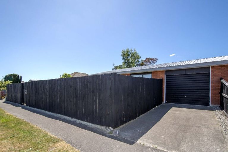 Photo of property in 1/64 Manurere Street, Hei Hei, Christchurch, 8042