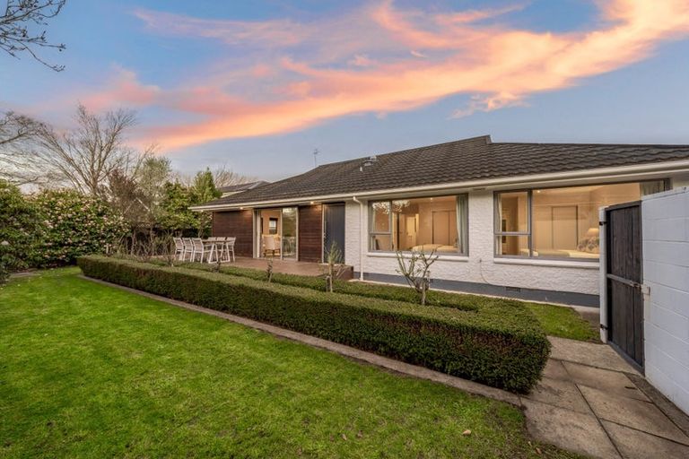 Photo of property in 2/282 Papanui Road, Merivale, Christchurch, 8052
