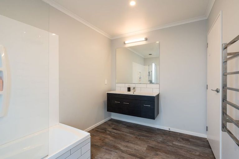 Photo of property in 37 Lanark Street, Balclutha, 9230