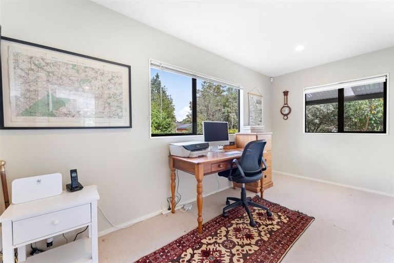 Photo of property in 50 Rosella Grove, Waimauku, 0812