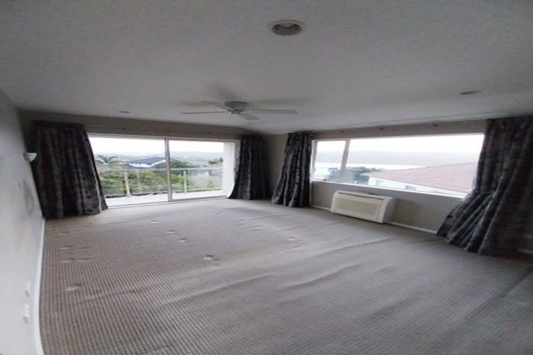 Photo of property in 57 Kittiwake Drive, Schnapper Rock, Auckland, 0632