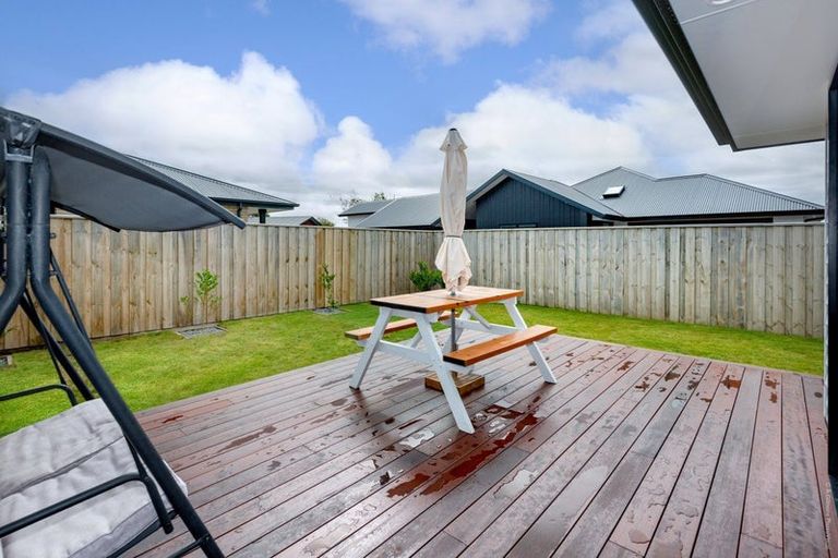 Photo of property in 6 Classic Lane, Rolleston, 7614