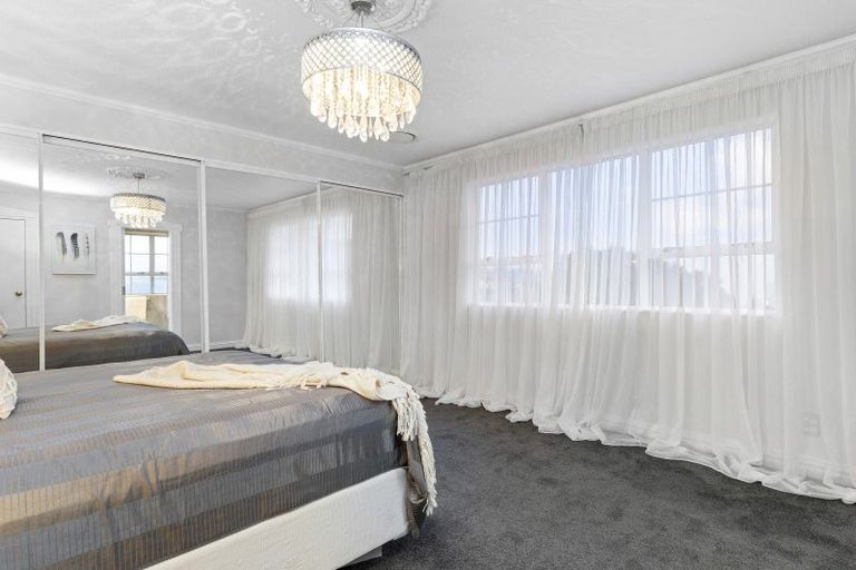 Photo of property in 12 Lindis Lane, Kelson, Lower Hutt, 5010
