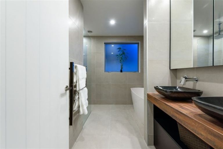 Photo of property in 7 Te Aranga Drive, Papamoa Beach, Papamoa, 3118