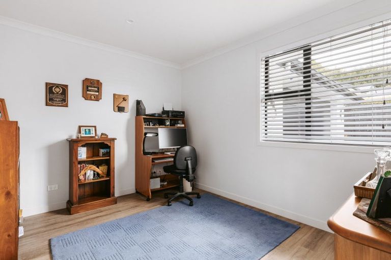 Photo of property in 15 Dayna Avenue, Ohauiti, Tauranga, 3112