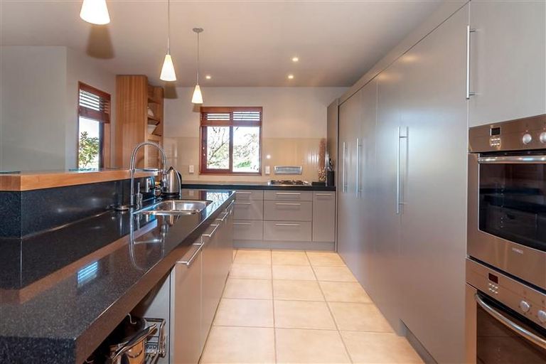 Photo of property in 2 Ridgetop Rise, Fairhall, Blenheim, 7272