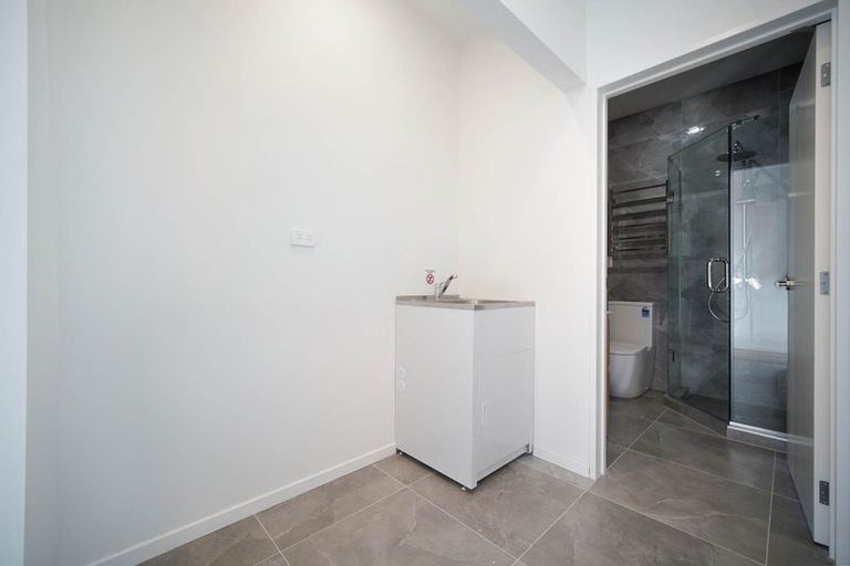 Photo of property in 12 Waimarie Drive, Karaka, 2578