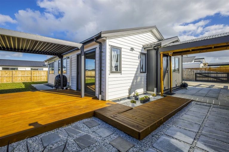 Photo of property in 1 Talento Lane, Te Kauwhata, 3710