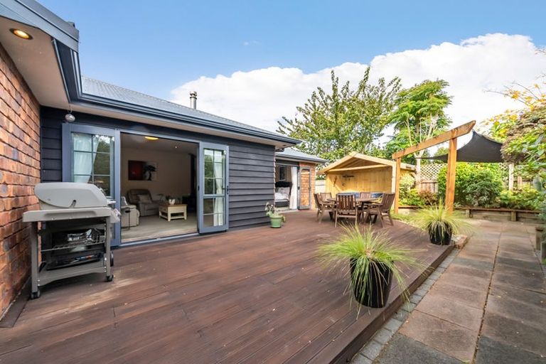 Photo of property in 39 Ebdentown Street, Ebdentown, Upper Hutt, 5018