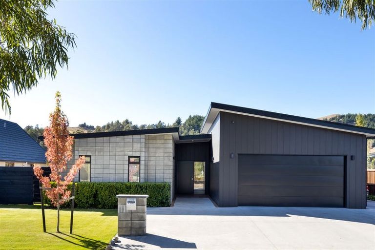 Photo of property in 231 Taylor Pass Road, Witherlea, Blenheim, 7201