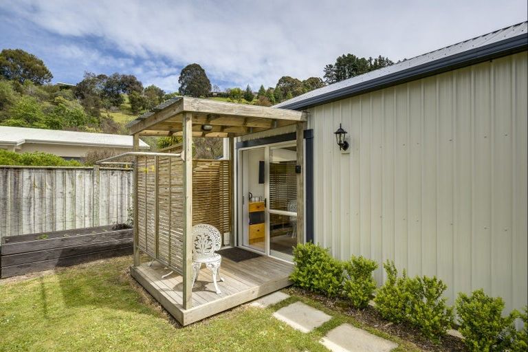 Photo of property in 82 Kent Terrace, Taradale, Napier, 4112