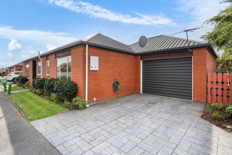 Photo of property in 19 Mcleish Lane, Spreydon, Christchurch, 8024