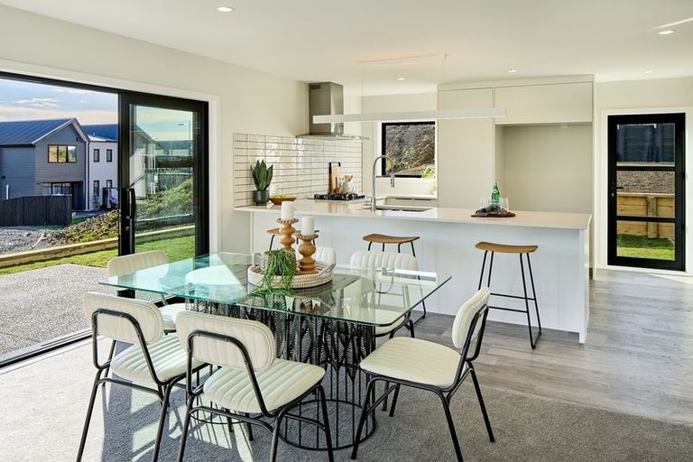 Photo of property in 69 Holystone Road, Whitby, Porirua, 5024