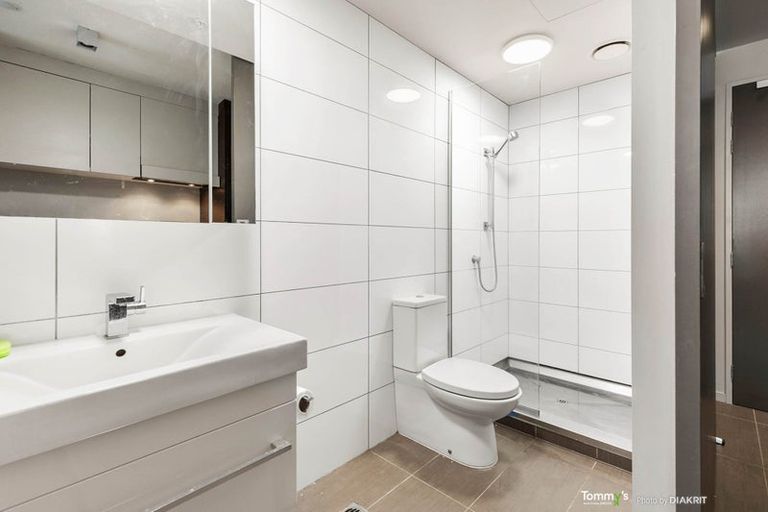 Photo of property in Revolucion Apartments, 205/28w Torrens Terrace, Mount Cook, Wellington, 6011