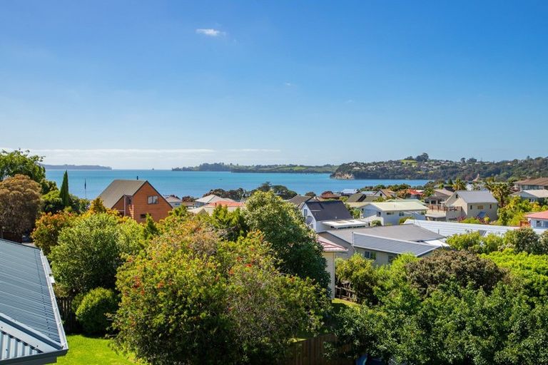 Photo of property in 19 Tamatea Drive, Snells Beach, 0920