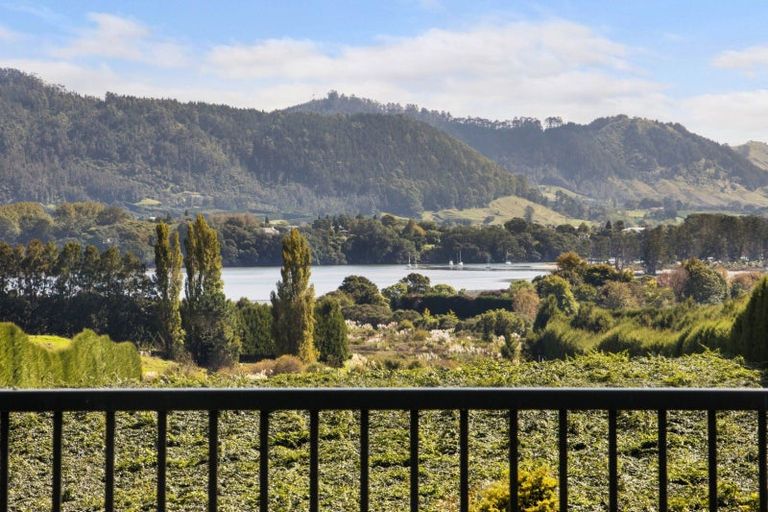 Photo of property in 215 Ongare Point Road, Tahawai, 3170