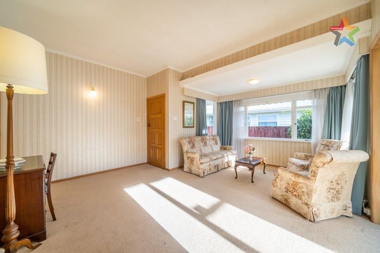 Photo of property in 221 Taita Drive, Avalon, Lower Hutt, 5011