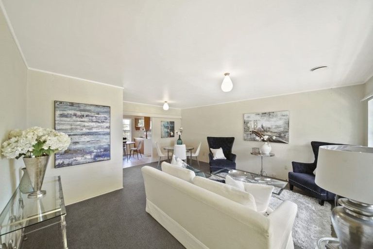 Photo of property in 2/52 Galsworthy Place, Bucklands Beach, Auckland, 2014