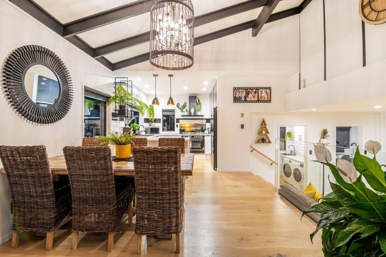 Photo of property in 1/22 Manuwai Road, Torbay, Auckland, 0630