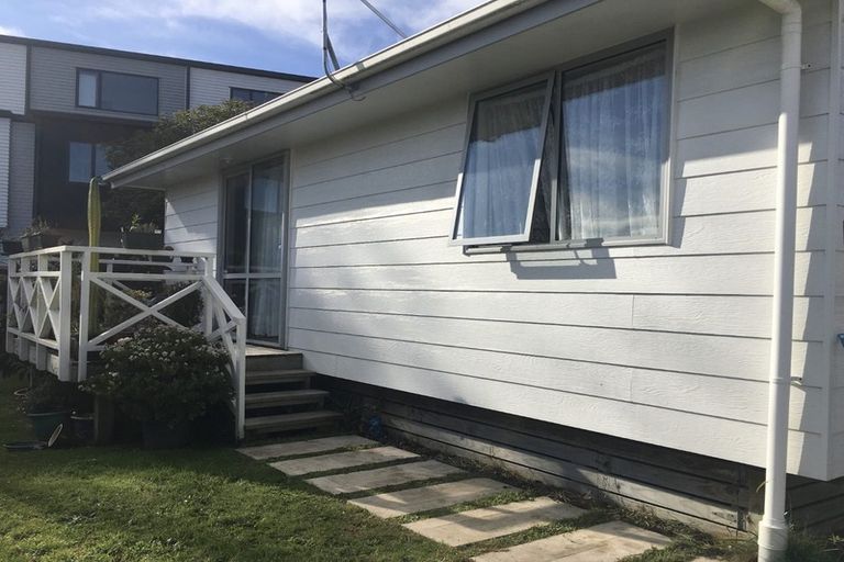 Photo of property in 10 Te Kanawa Crescent, Henderson, Auckland, 0610