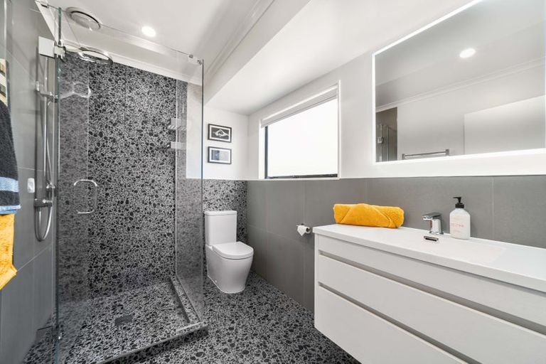 Photo of property in 23 Ambleside Drive, Northpark, Auckland, 2013