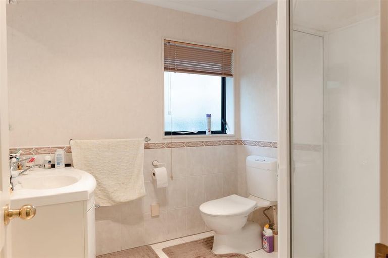 Photo of property in 2b Cannell Farm Drive, Te Puke, 3119