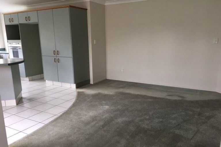 Photo of property in 8 Admiral Crescent, Flagstaff, Hamilton, 3210