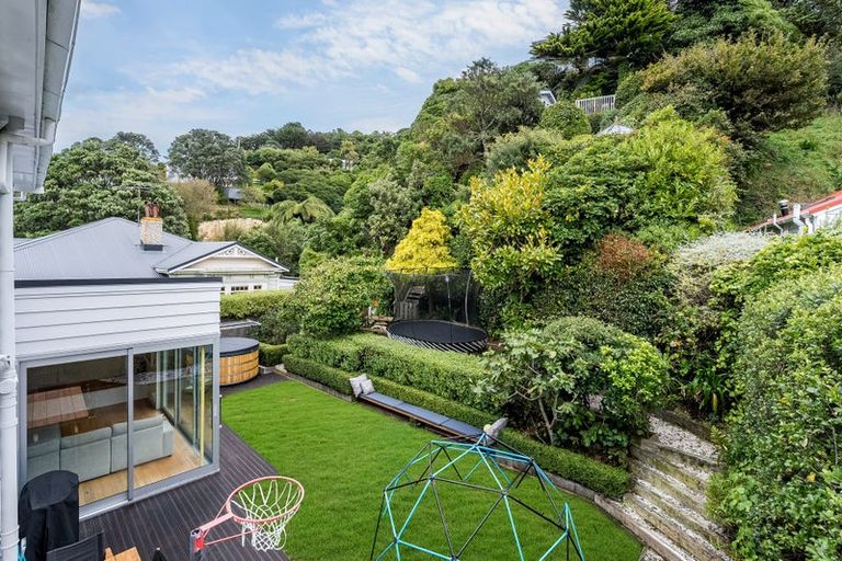 Photo of property in 32 Mccoll Street, Vogeltown, Wellington, 6021