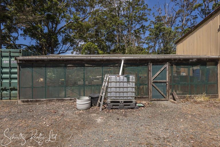 Photo of property in 1610 Paparoa-oakleigh Road, Taipuha, Paparoa, 0571