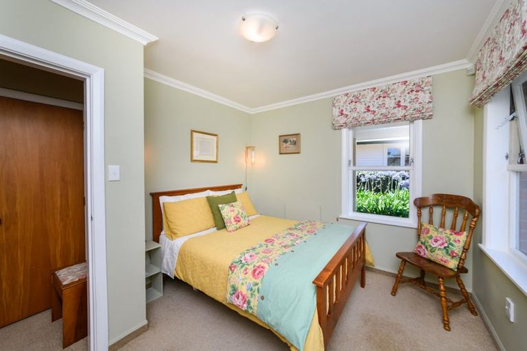 Photo of property in 26 Saint Albans Avenue, Hokowhitu, Palmerston North, 4410