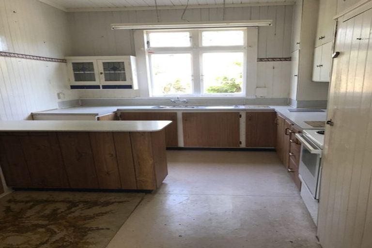 Photo of property in 215 Kitchener Road, Pukekohe, 2120