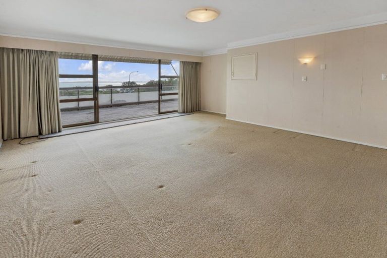 Photo of property in 4 Evelyn Road, Cockle Bay, Auckland, 2014