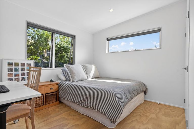 Photo of property in 10 Ti Tree Place, Mangawhai Heads, Mangawhai, 0505