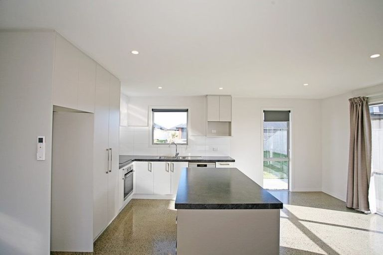 Photo of property in 24 Park Lane, Rolleston, 7614